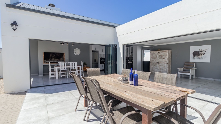 To Let 3 Bedroom Property for Rent in Atlantic Sands Private Estate Western Cape